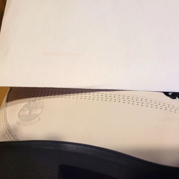 Timberland Booties Kinsley Waterproof White Nubuck Leather Zebra Lug Sole 7 New - Picture 8 of 13